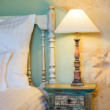 Casa Font I Roig Hotel 4*