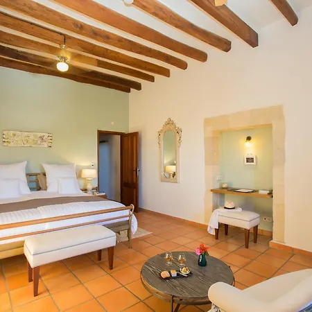 Casa Font I Roig 4* Maria De La Salut