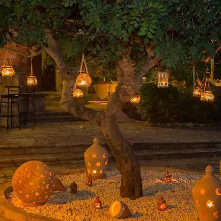 Casa Font I Roig 4* Maria De La Salut