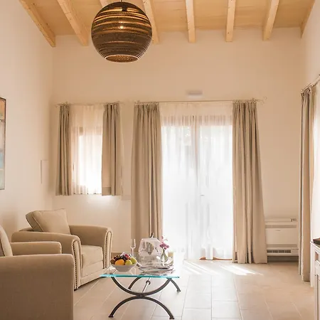 Hotel Casa Font I Roig 4*
