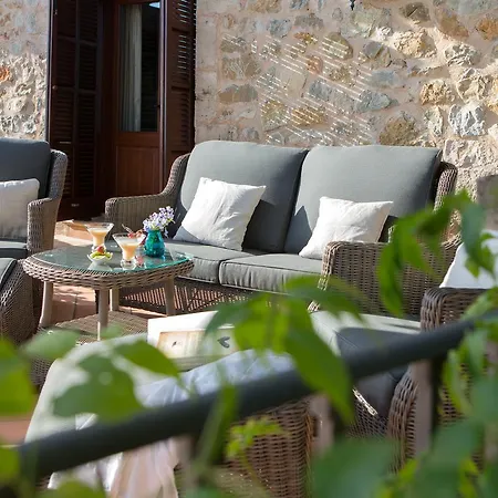 Casa Font I Roig 4* Maria De La Salut